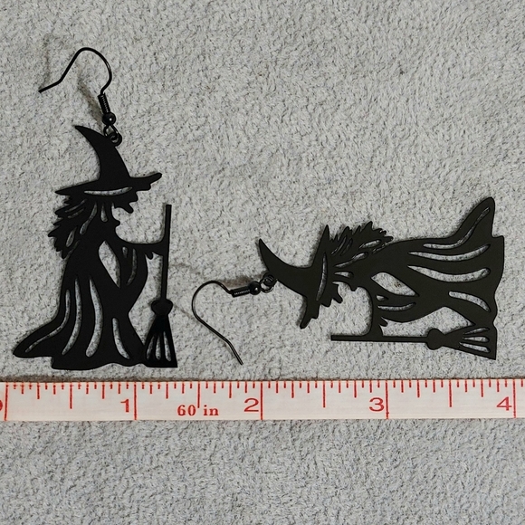 Hocus Pocus Black Metal Wicked Witch Earrings - Picture 4 of 4